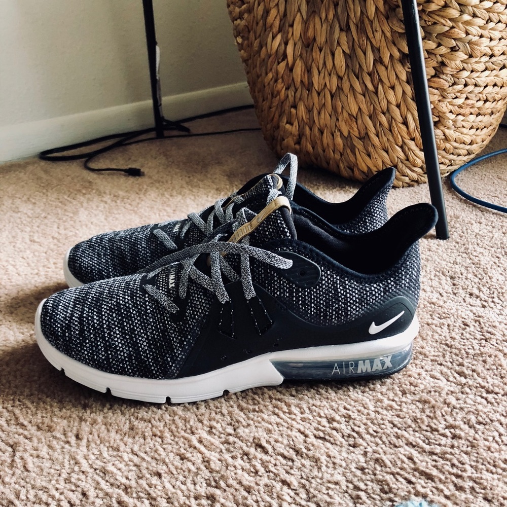 Nike AirMax Sequence 3s